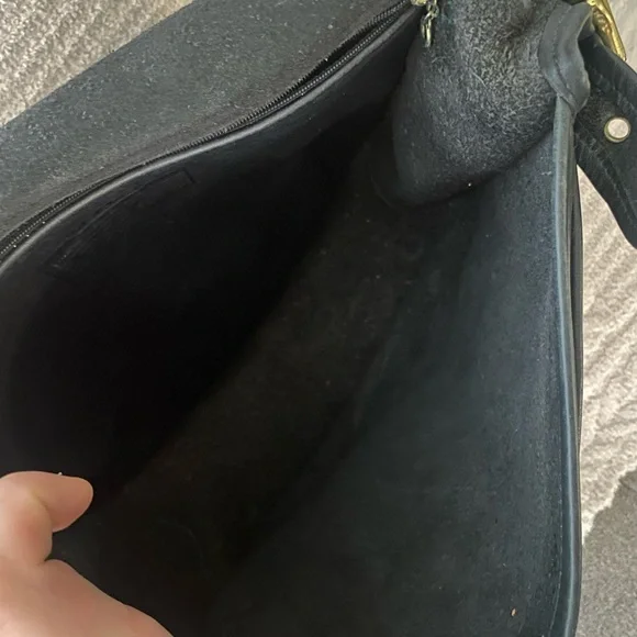 Vintage Black Leather Coach Shoulder Bag - Picture 6 of 7